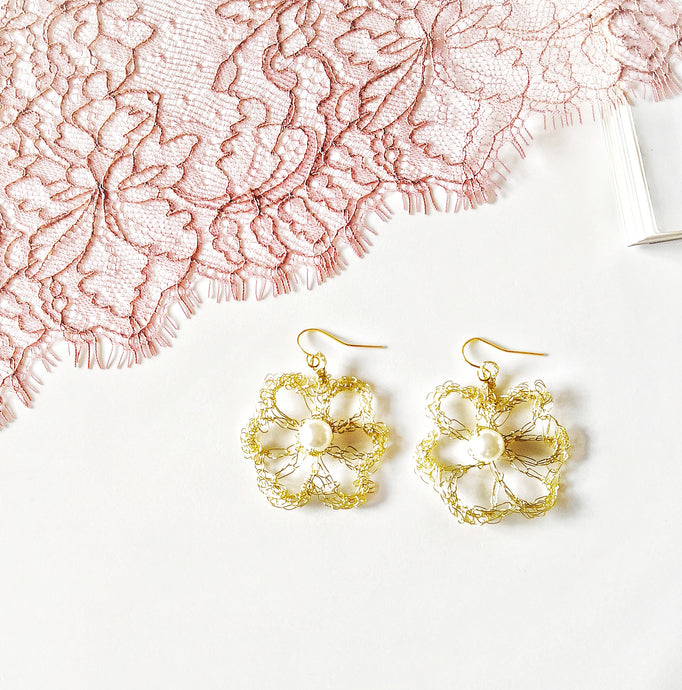 The Best Christmas Gift Idea// Crochet Golden Earrings Tutorial