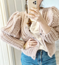 Load image into Gallery viewer, Knitting Pattern PDF Chunky Knit Cardigan with Puffed Sleeves Size M-L. Couer Cardigan by NinElDesign
