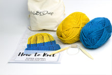 Load image into Gallery viewer, Knitting Kit for Beginner, Blue Knit hat kit, beginner knitting kit, Knitting tool kit for beginners, Chunky yarns kit, Big merino wool kit
