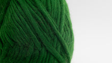 Load image into Gallery viewer, super chunky merino wool yarn
