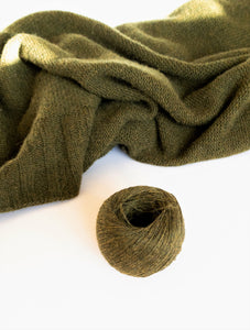 green knitting wool