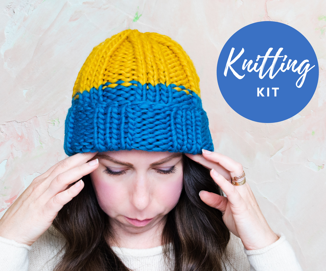 Knitting Kit for Beginner, Blue Knit hat kit, beginner knitting kit, Knitting tool kit for beginners, Chunky yarns kit, Big merino wool kit