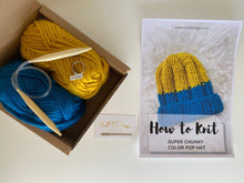 Load image into Gallery viewer, Knitting Kit for Beginner, Blue Knit hat kit, beginner knitting kit, Knitting tool kit for beginners, Chunky yarns kit, Big merino wool kit
